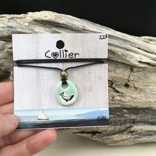 #596 Collier baleine