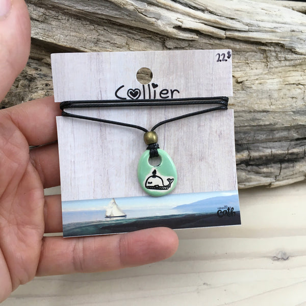 #565 Collier baleine