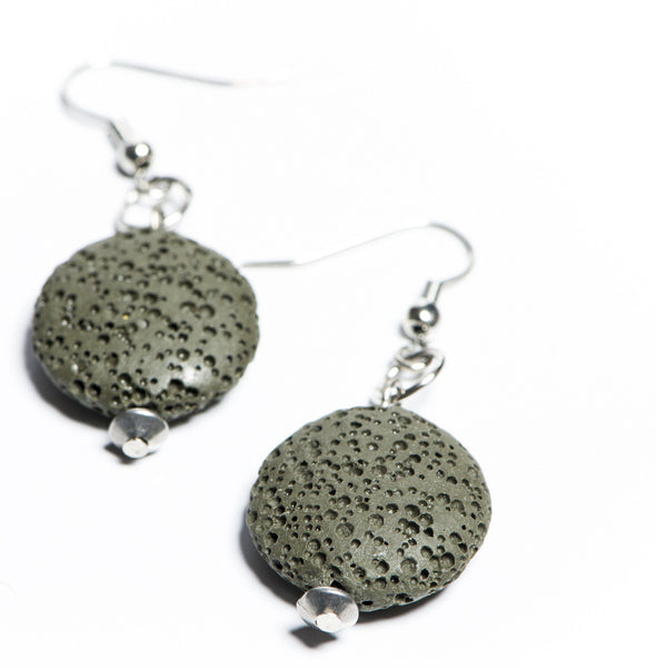 Les Boucles d'oreilles Judith \ The Judith earring...