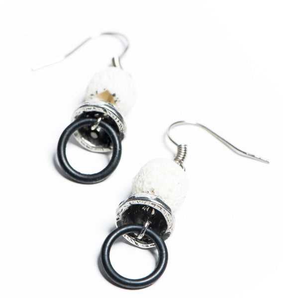 Les Boucles d'oreilles Julie \ The Julie earring...