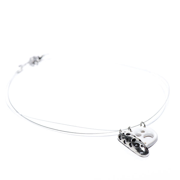 Collier en céramique le Durbec des sapins (Couleurs classiques)