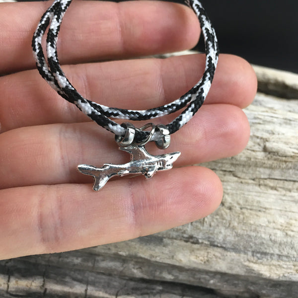 Bracelet personnalisé requin