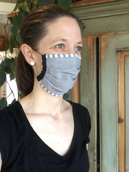 Précommande livraison 25 mai)  Masque artisanal pour adultes ou enfants avec élastique ajustable