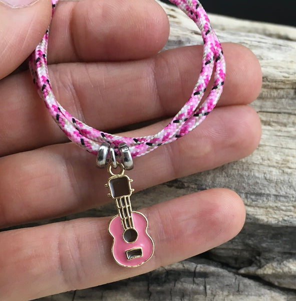 Bracelet personnalisé guitare rose