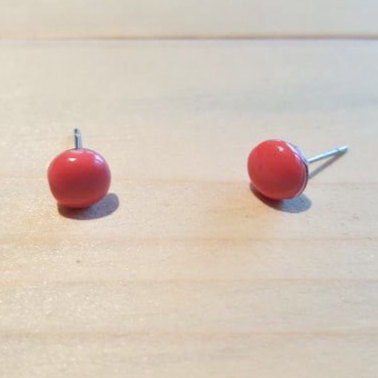 Boucles d’oreilles (les minis roses) assorties aux masques